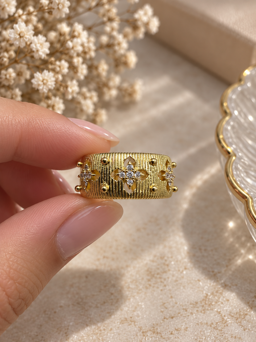 Scarlet Gold Flower Ring