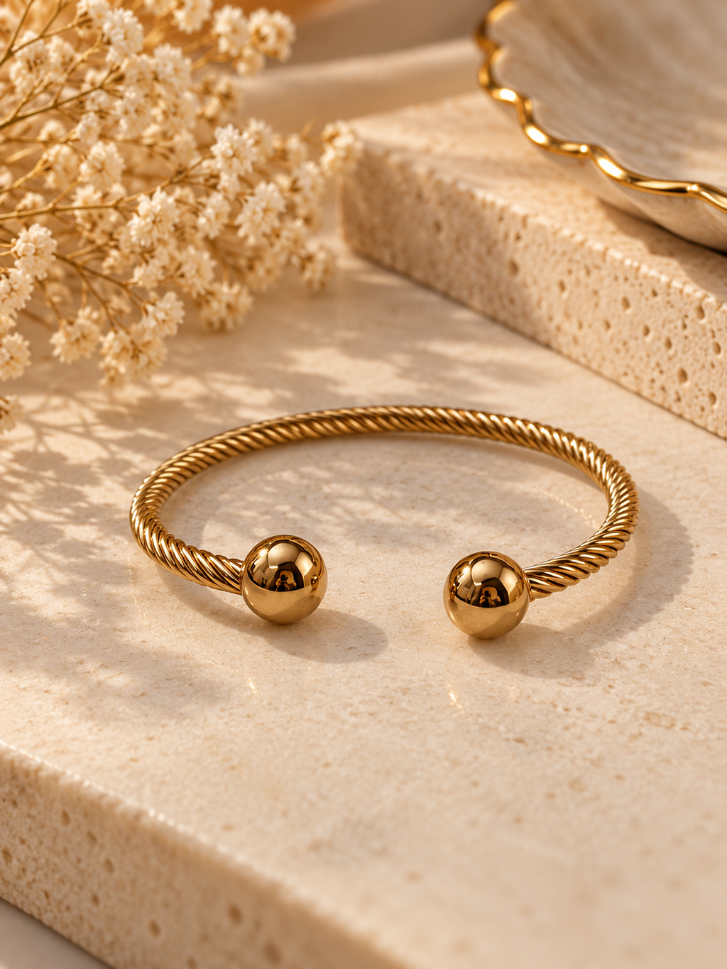 Elara twisted Bracelet