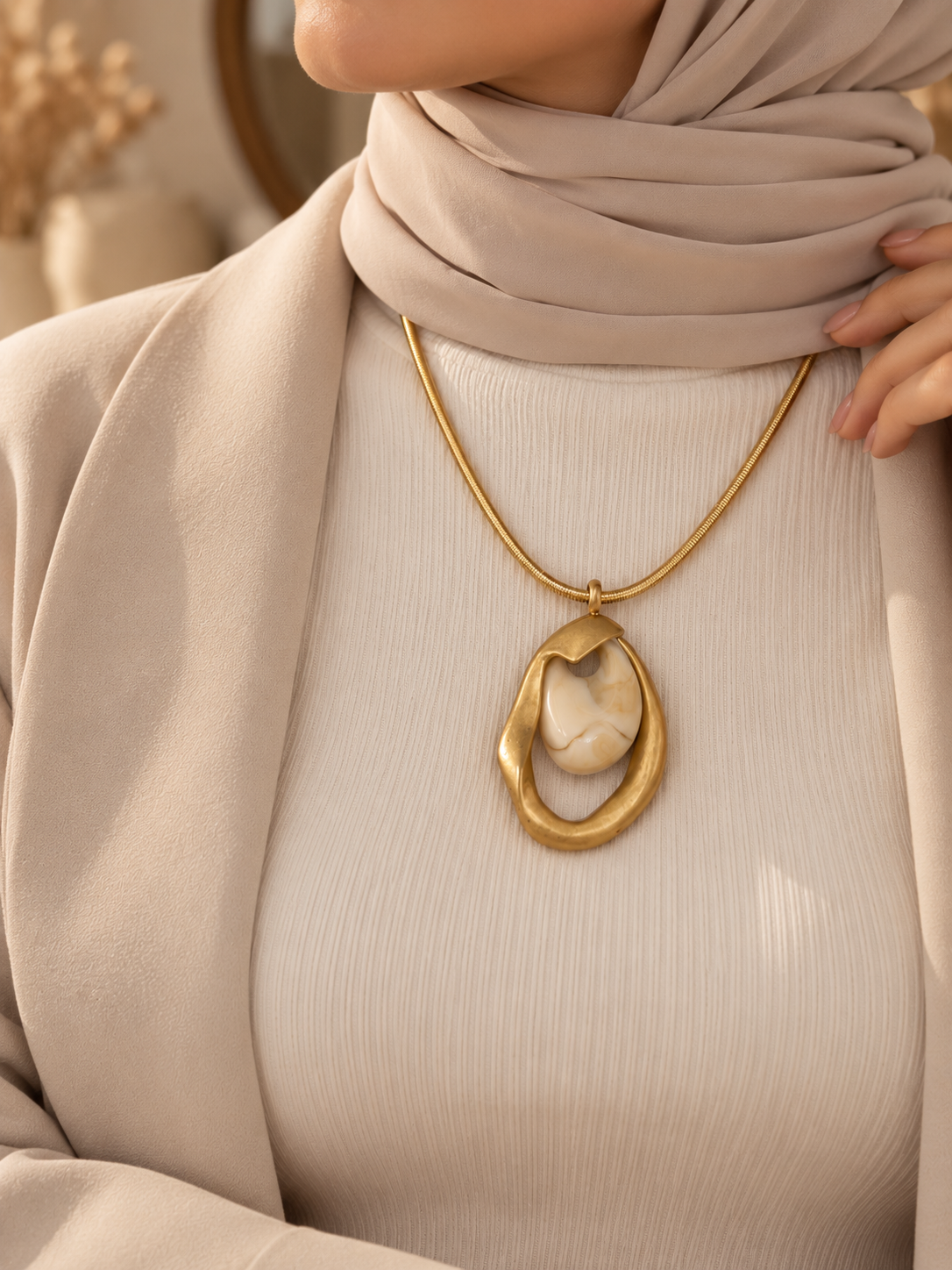 Marble Oval Necklace