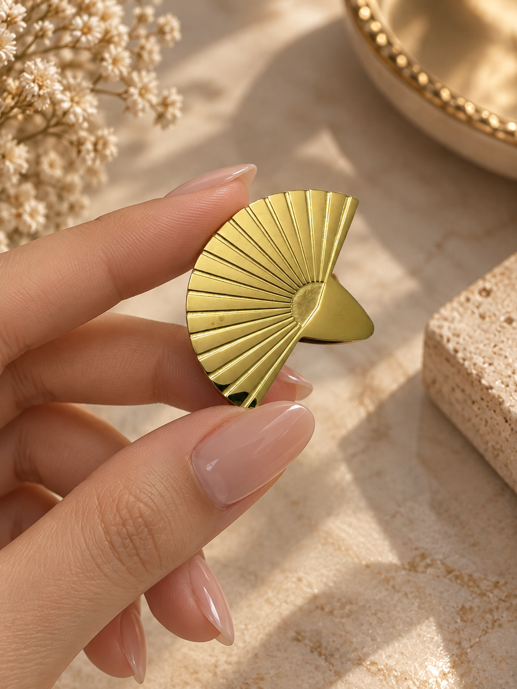 Golden Fan Brooch