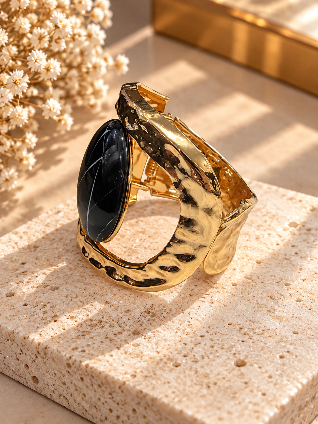Black Glow Cuff
