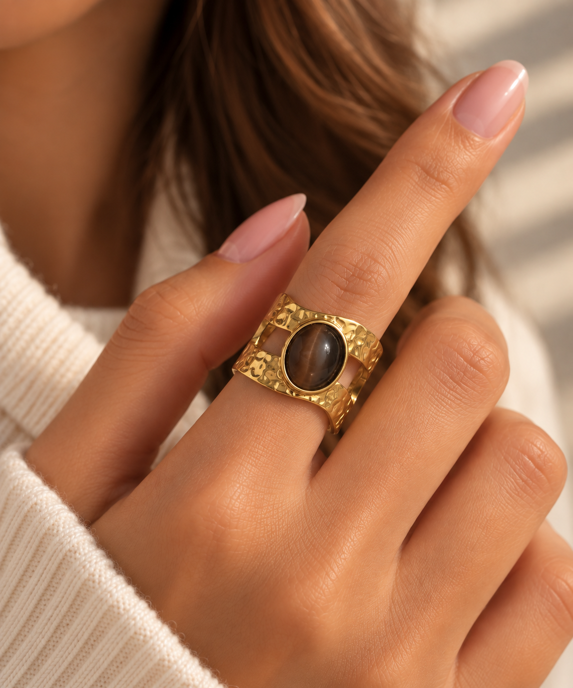 Smoky Aura Ring