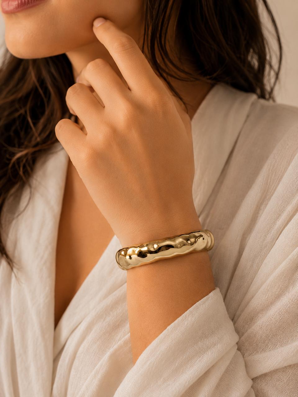 Molten Gold Bangle